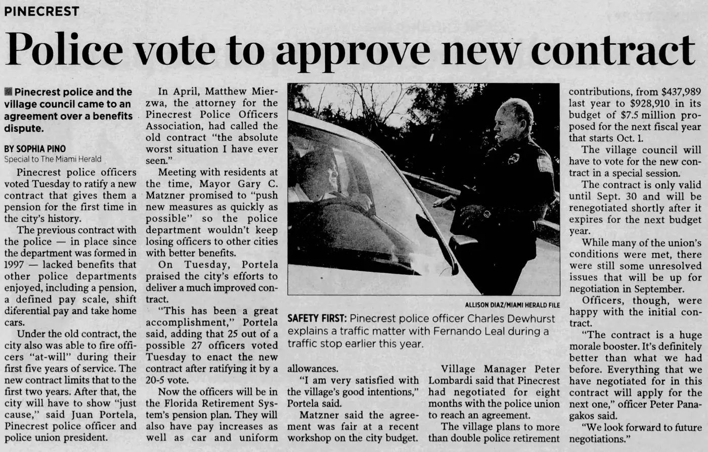 Miami Herald scan of "Police vote to approve new contract", printed page 4