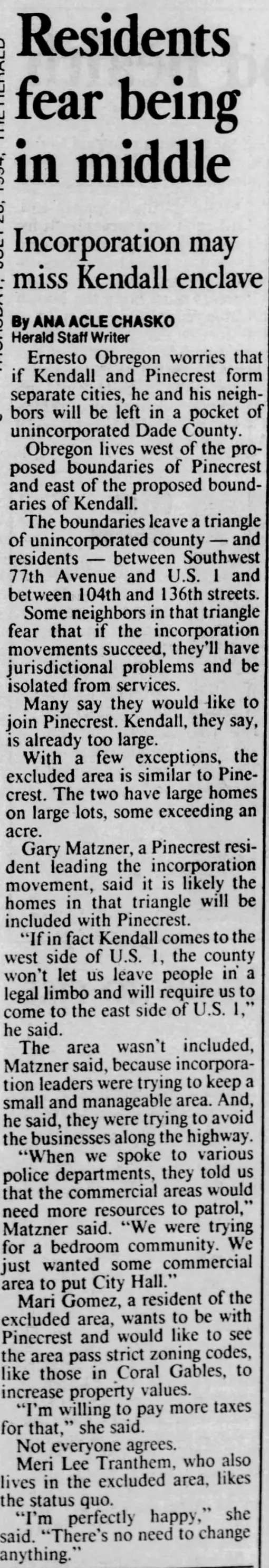 Miami Herald scan of "Residents fear being in middle", printed page 5C